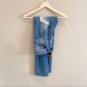 DSTLD Distressed Jeans NWT